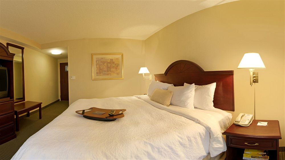 Hampton Inn Toronto-Mississauga West Ngoại thất bức ảnh