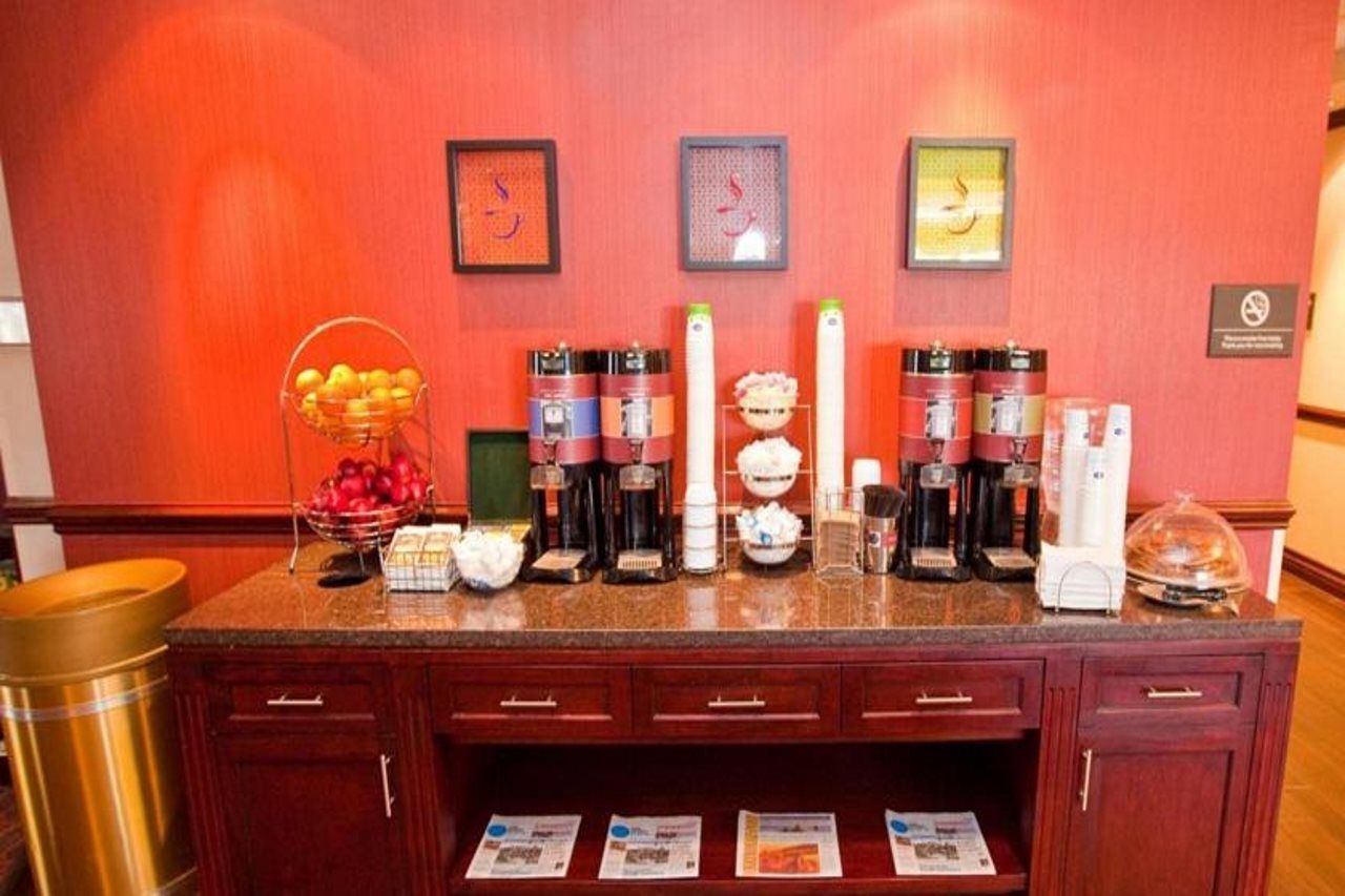 Hampton Inn Toronto-Mississauga West Ngoại thất bức ảnh